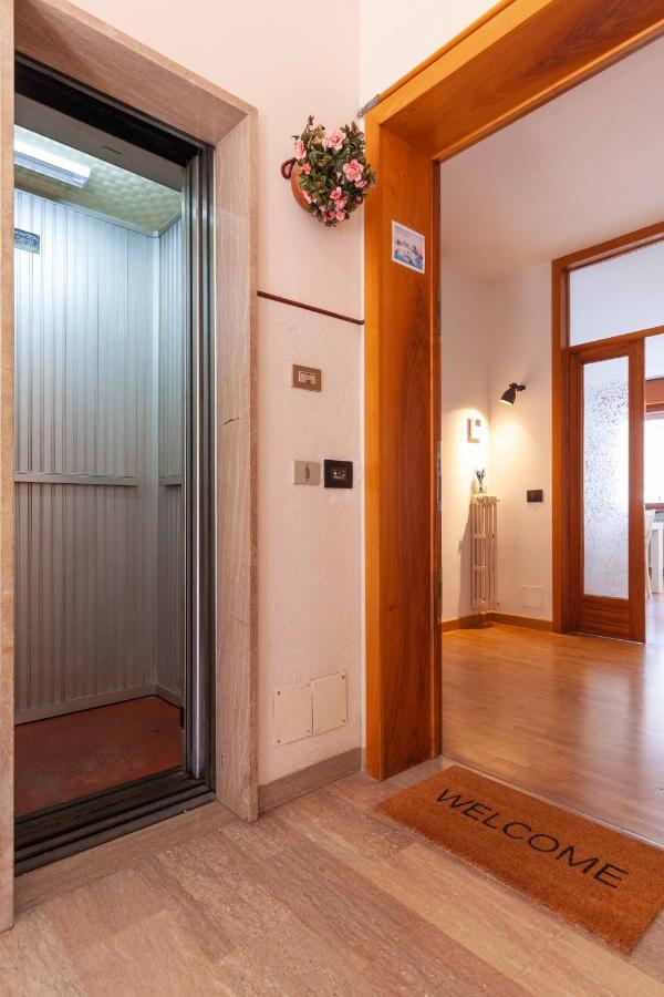 Attico In Centro A Belluno - Marmoladaアパートメント エクステリア 写真